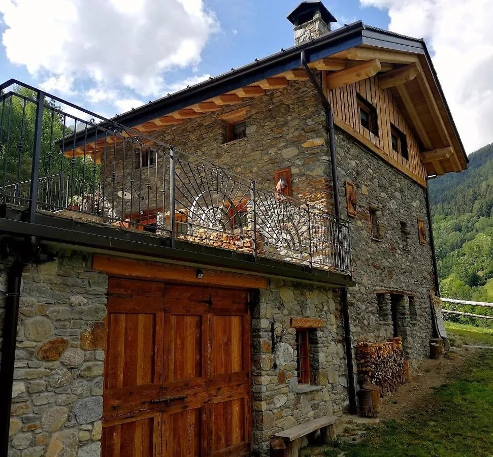 Chalet Cuore Selvatico Monno 0*,  Italy