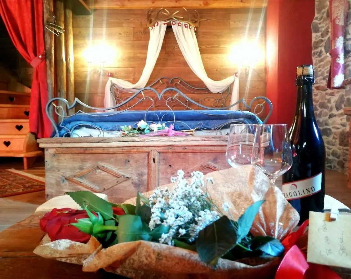 Chalet Cuore Selvatico Monno Guest house