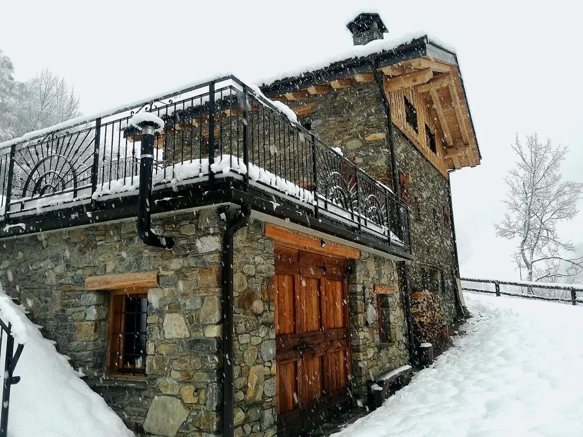 Chalet Cuore Selvatico Monno Italy